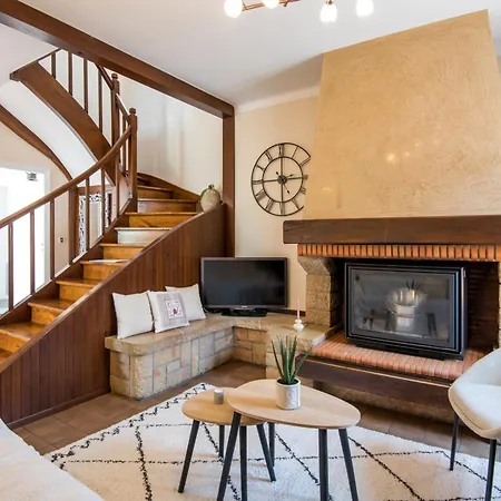 Holiday home L'agentole - Au Coeur Des Palanges, Proche Rodez *